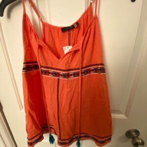 Coral spaghetti tank